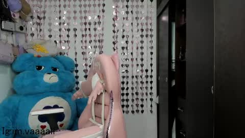 Snapshot of lucyy_tayy chatting on 03/05/25, 02:03 The love of your life 3 online show from 03/05/25, 02:03