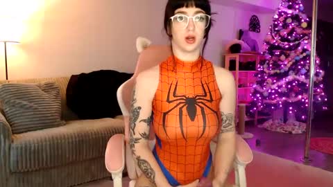 Lucy online show from 12/21/24, 12:20