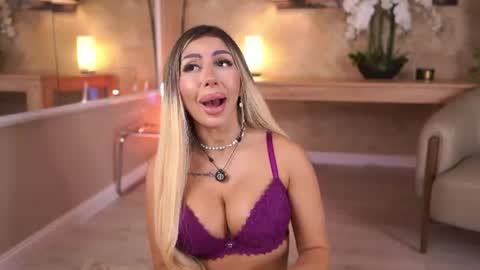 Snapshot of lucyyrosse chatting on 07/20/26, 08:17 LucyRose online show from 07/20/26, 08:17