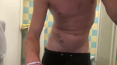 Snapshot of ludo8999814603 chatting on 10/26/25, 10:04 ludo8999814603 online show from 10/26/25, 10:04