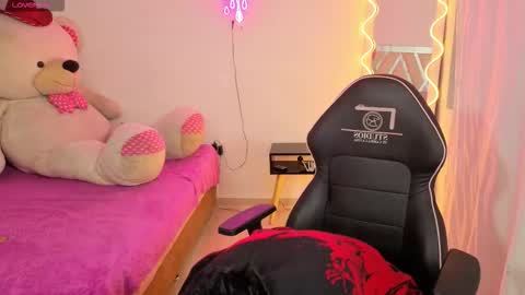 ludo_kitty_tay online show from 10/07/25, 03:47