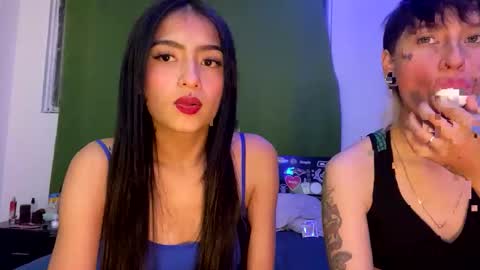 lugiiz05_ online show from 11/05/25, 02:44