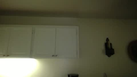 Luxious online show from 12/19/25, 10:17