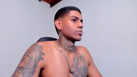 Luigi Vitale online show from 10/11/25, 05:17