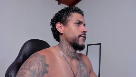 Luigi Vitale online show from 03/23/26, 01:09