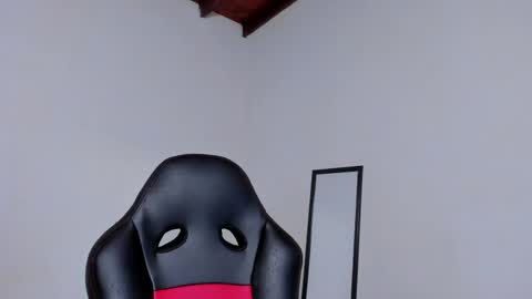 Luigi Vitale online show from 04/15/26, 01:12