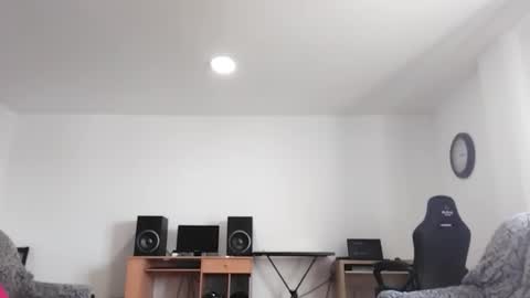 Luigi online show from 11/09/25, 02:15