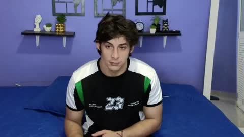 Luigi online show from 01/05/25, 09:47