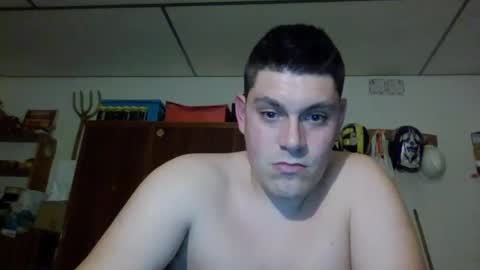 Snapshot of luis2423 chatting on 12/09/24, 12:23 A slave to the mistress.. un esclavo para las amas dominantes. online show from 12/09/24, 12:23