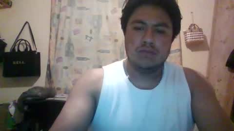 luis_garcia1202 online show from 04/08/26, 02:44