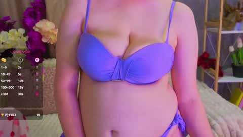 Snapshot of luisa_rosee chatting on 06/25/26, 07:29 Luisa Rosee online show from 06/25/26, 07:29