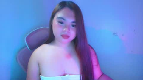 Snapshot of luisa_xpress chatting on 07/19/26, 02:54 LUISA online show from 07/19/26, 02:54