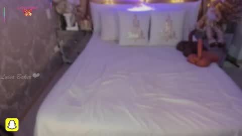  IG im alisson01  online show from 12/20/25, 04:08