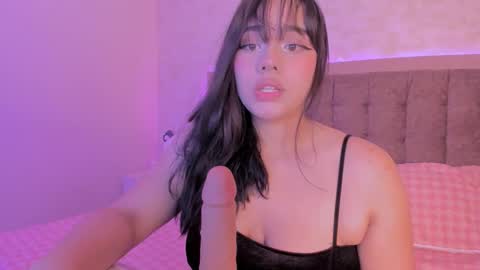 Luisa Giraldo online show from 09/12/25, 12:49