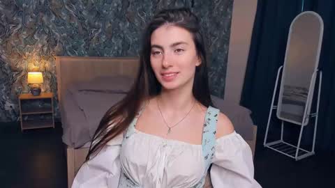 Luisa online show from 10/16/25, 07:31