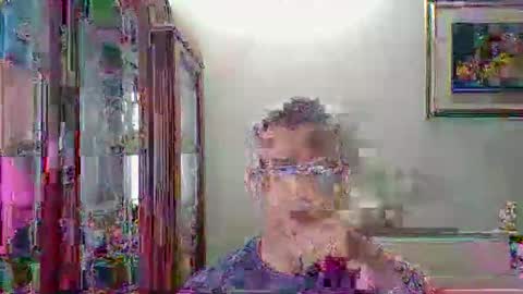 Snapshot of luiselamante chatting on 11/13/25, 09:47 Luis online show from 11/13/25, 09:47