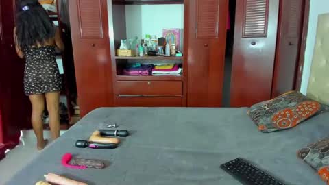 Luissa online show from 01/05/25, 01:36