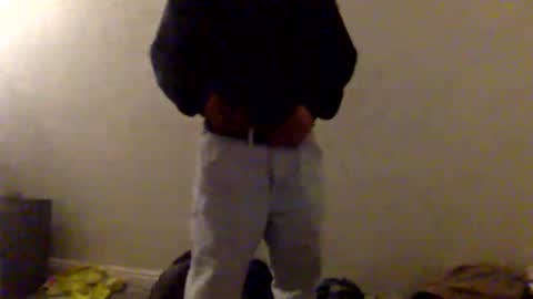 Snapshot of luisthechosen1 chatting on 02/14/26, 03:58 AlmightyZero online show from 02/14/26, 03:58