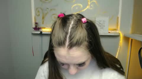 Luiza online show from 01/17/25, 08:02