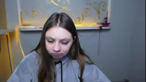 Luiza online show from 02/08/25, 07:26