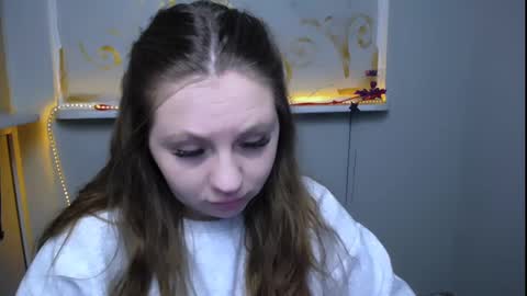 Luiza online show from 02/25/25, 10:37