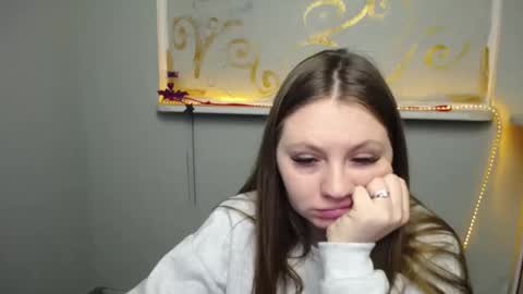 Luiza online show from 03/04/25, 07:51