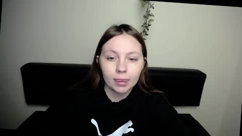 Luiza online show from 04/08/26, 06:02