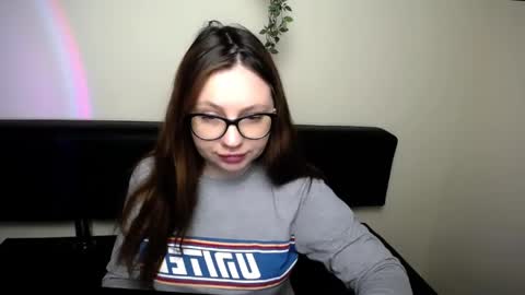 Snapshot of luizaheems_ chatting on 04/24/26, 06:27 Luiza online show from 04/24/26, 06:27