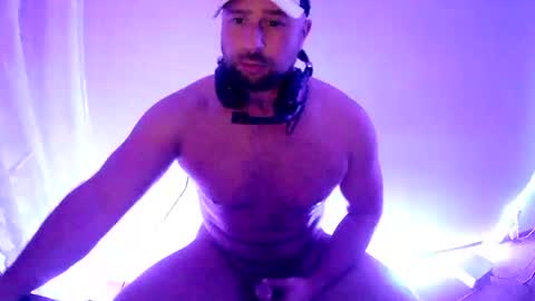 Snapshot of luk_me chatting on 12/15/24, 01:46 luk_me online show from 12/15/24, 01:46