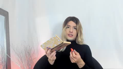 Luka Castillo online show from 11/26/25, 09:27