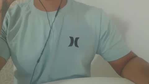 Snapshot of lukafitness chatting on 05/08/26, 06:24 lukafitness online show from 05/08/26, 06:24