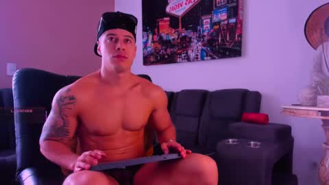 Snapshot of lukas_green1 chatting on 02/16/25, 08:22 Lukas Green online show from 02/16/25, 08:22