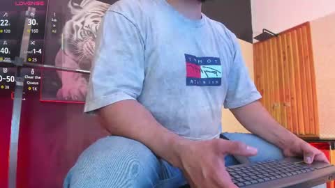 Snapshot of luke__09 chatting on 07/01/26, 11:34 LUKE online show from 07/01/26, 11:34