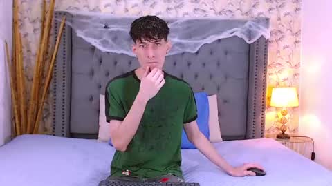 luke_carter online show from 10/08/25, 01:09