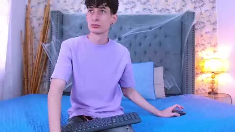 luke_carter online show from 10/20/25, 01:00