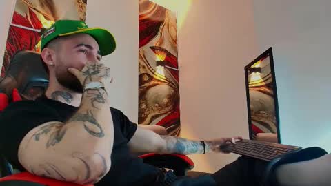 LUKE online show from 12/04/25, 01:31