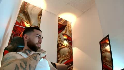 LUKE online show from 04/21/26, 01:06