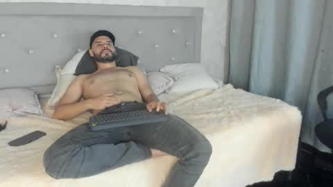 luke diaz7 online show from 02/25/25, 01:30