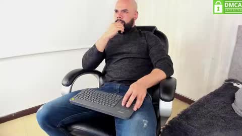 luke diaz7 online show from 12/21/25, 07:04