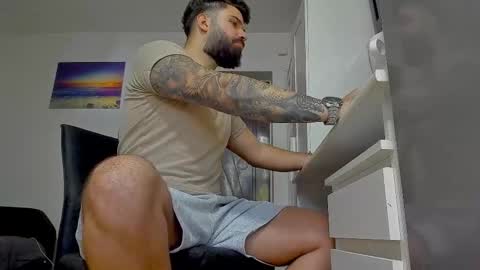 Luke online show from 11/01/25, 10:06