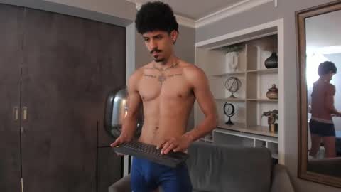 Luke Taylor online show from 10/10/25, 11:42