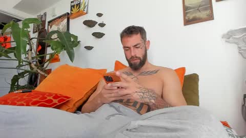 Luke Rex online show from 01/27/25, 03:39