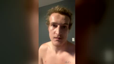 Snapshot of lukeshaft chatting on 04/10/26, 08:52 lukeshaft online show from 04/10/26, 08:52