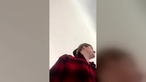 Snapshot of lukeshaft chatting on 04/11/26, 05:28 lukeshaft online show from 04/11/26, 05:28