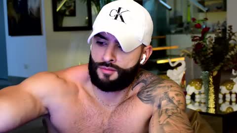 Lukhas f4f online show from 02/26/25, 01:53