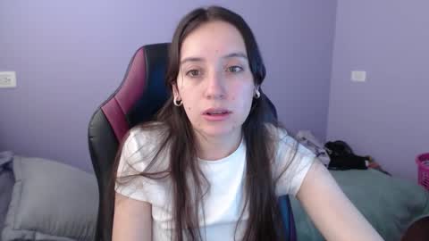 Vicky online show from 10/30/25, 02:29