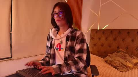 Cookie  online show from 03/27/26, 05:35