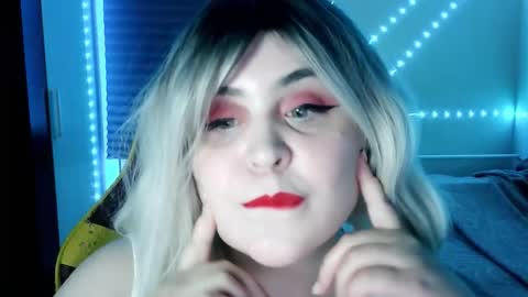 lulovia online show from 03/25/26, 11:11