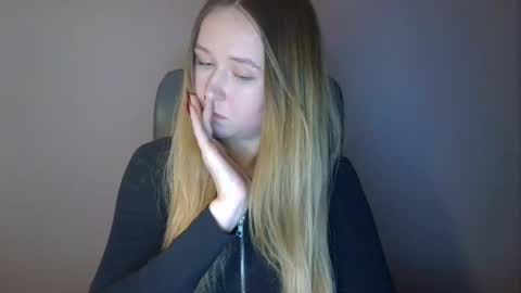 Lulu Baby18 online show from 01/15/26, 08:45