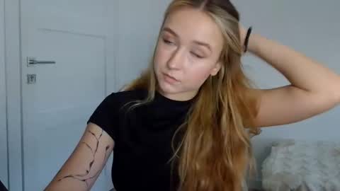 Lulu Baby18 online show from 03/28/26, 11:32